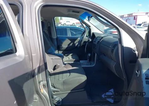 2006 Nissan Pathfinder S z USA, uszkodzony, nr VIN 5N1AR18UX6C681598